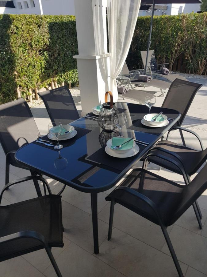 Mit Privatem Pool, Zentrumsnah Roldan
